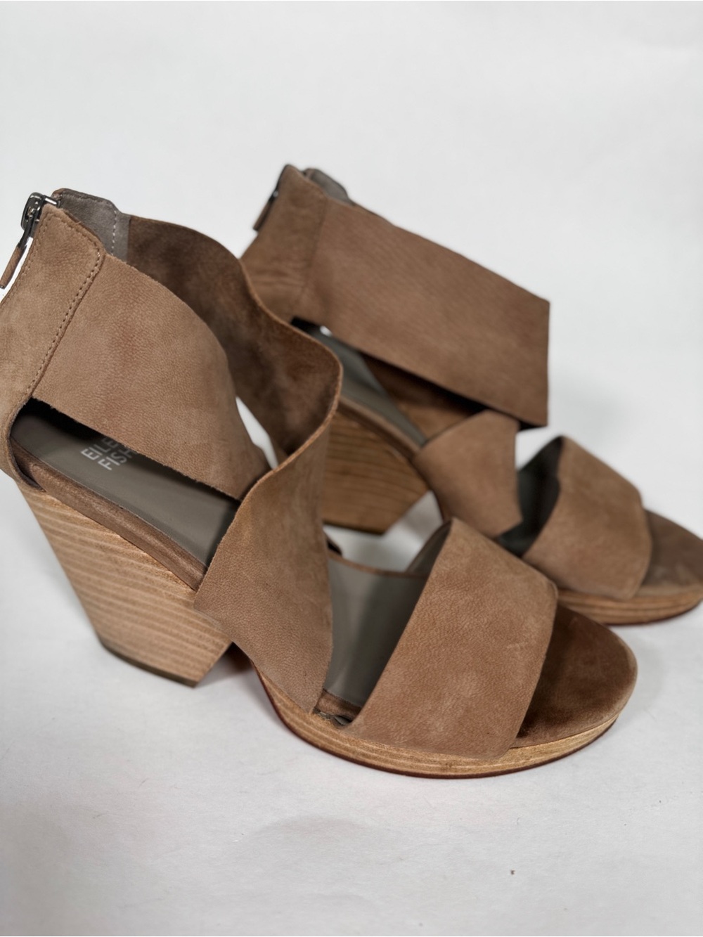 Eileen Fisher Ellis Sandal Brown Leather Block Heel Size 7.5 Back Zip